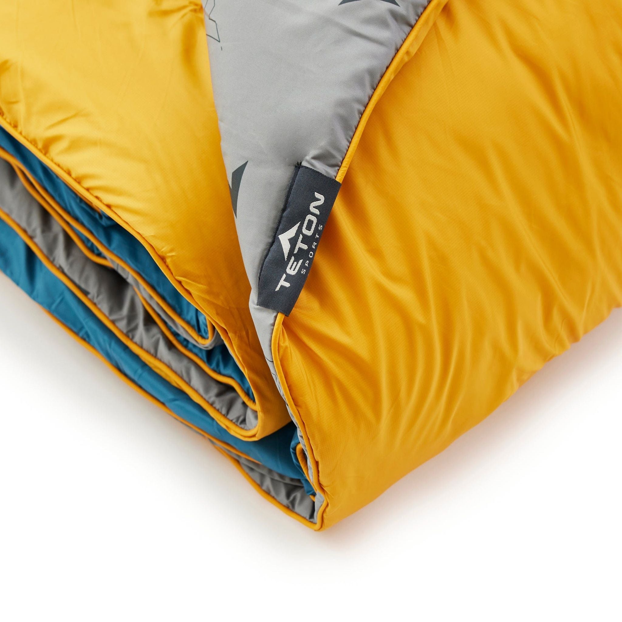 Teton Sports Acadia Mammoth Outdoor Camp Blanket in Goldenrod/Peacock