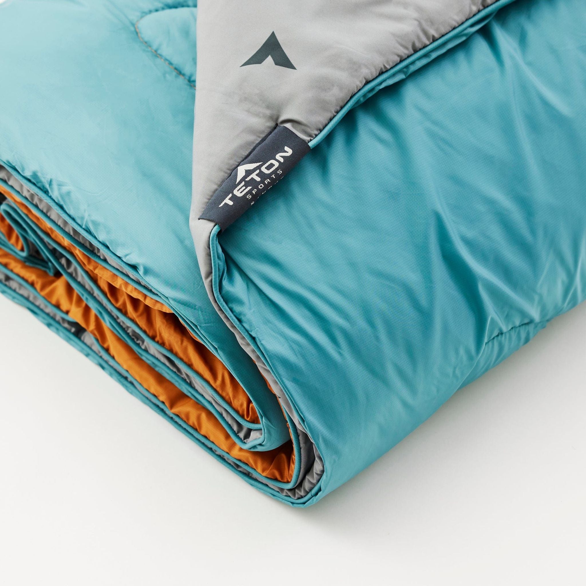 Teton Sports Acadia Mammoth Outdoor Camp Blanket in Teal/Copper