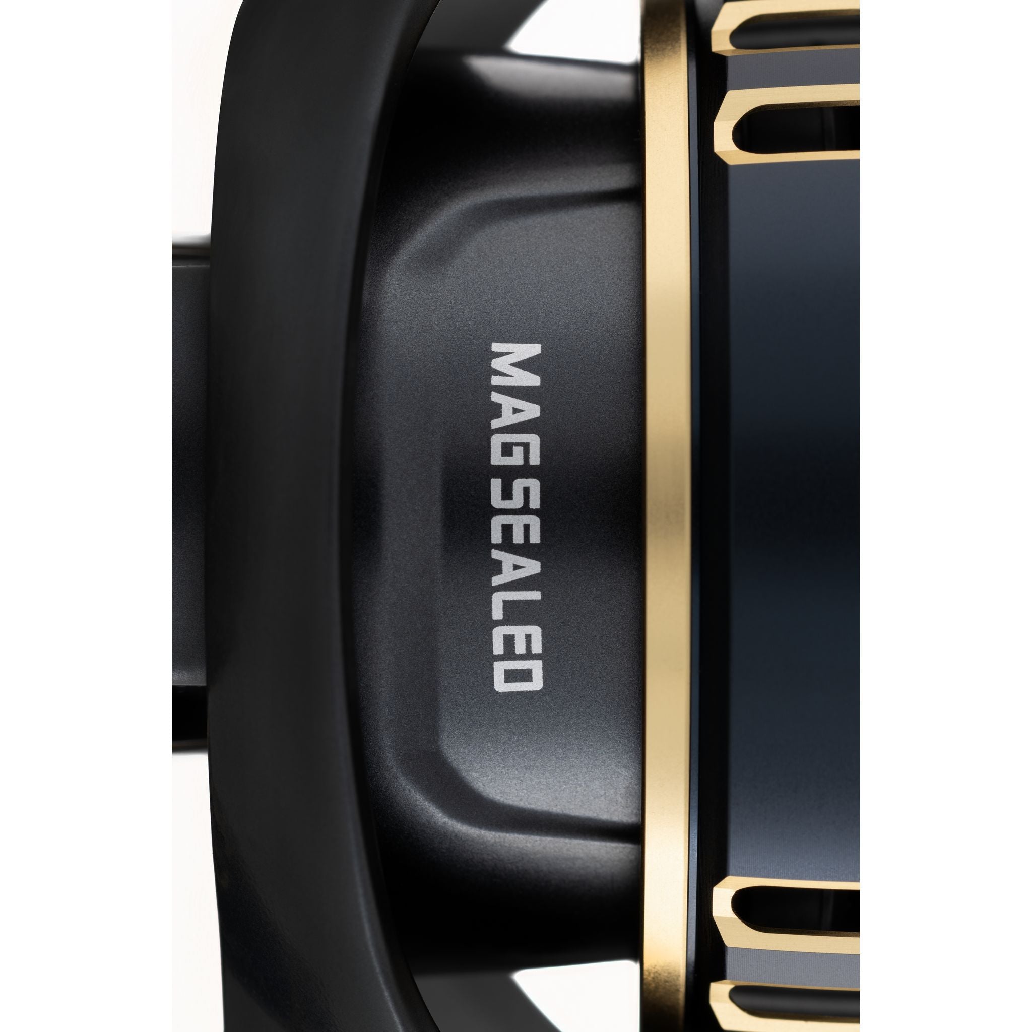 Daiwa 25 Saltiga 20000-P (G) Spin Reel